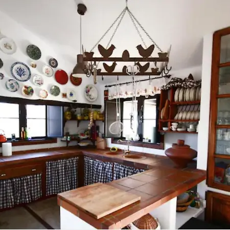 El Malpei. Alelu Home Nyaraló Tinajo