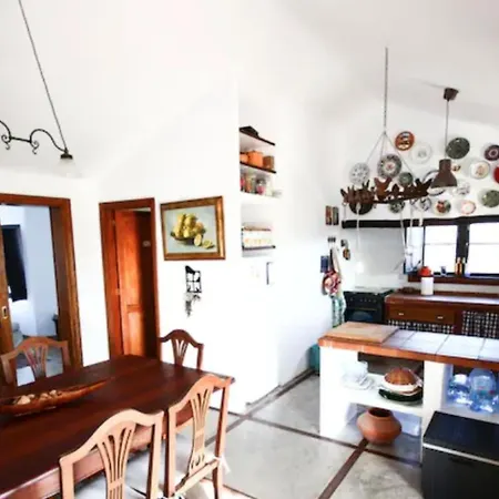 Nyaraló El Malpei. Alelu Home Tinajo