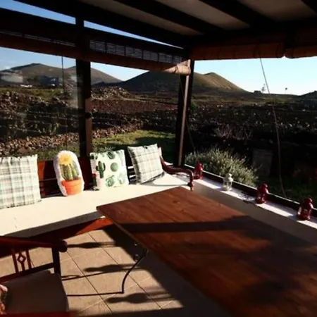 El Malpei. Alelu Home Nyaraló *